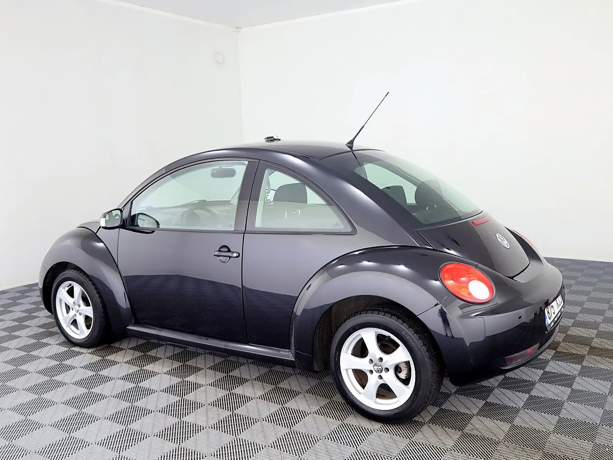Volkswagen New Beetle