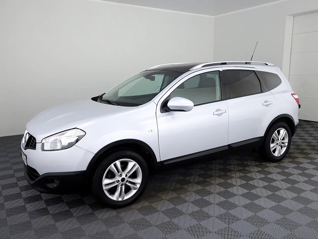Nissan Qashqai+2