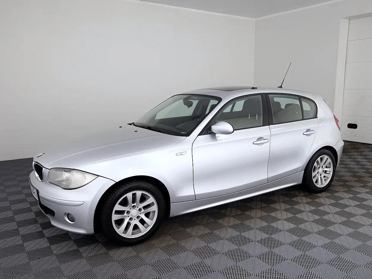 BMW 120