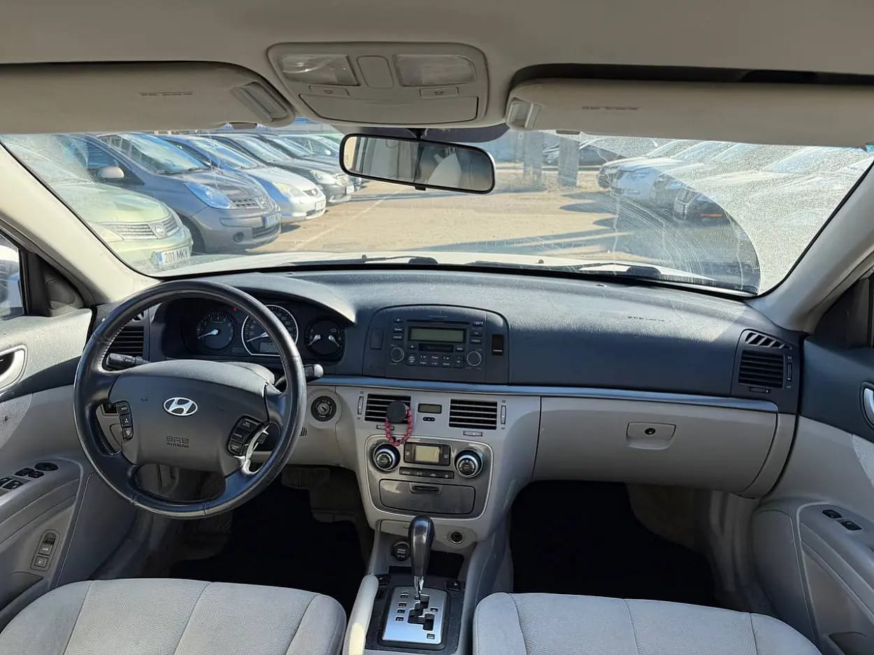 Hyundai SONATA