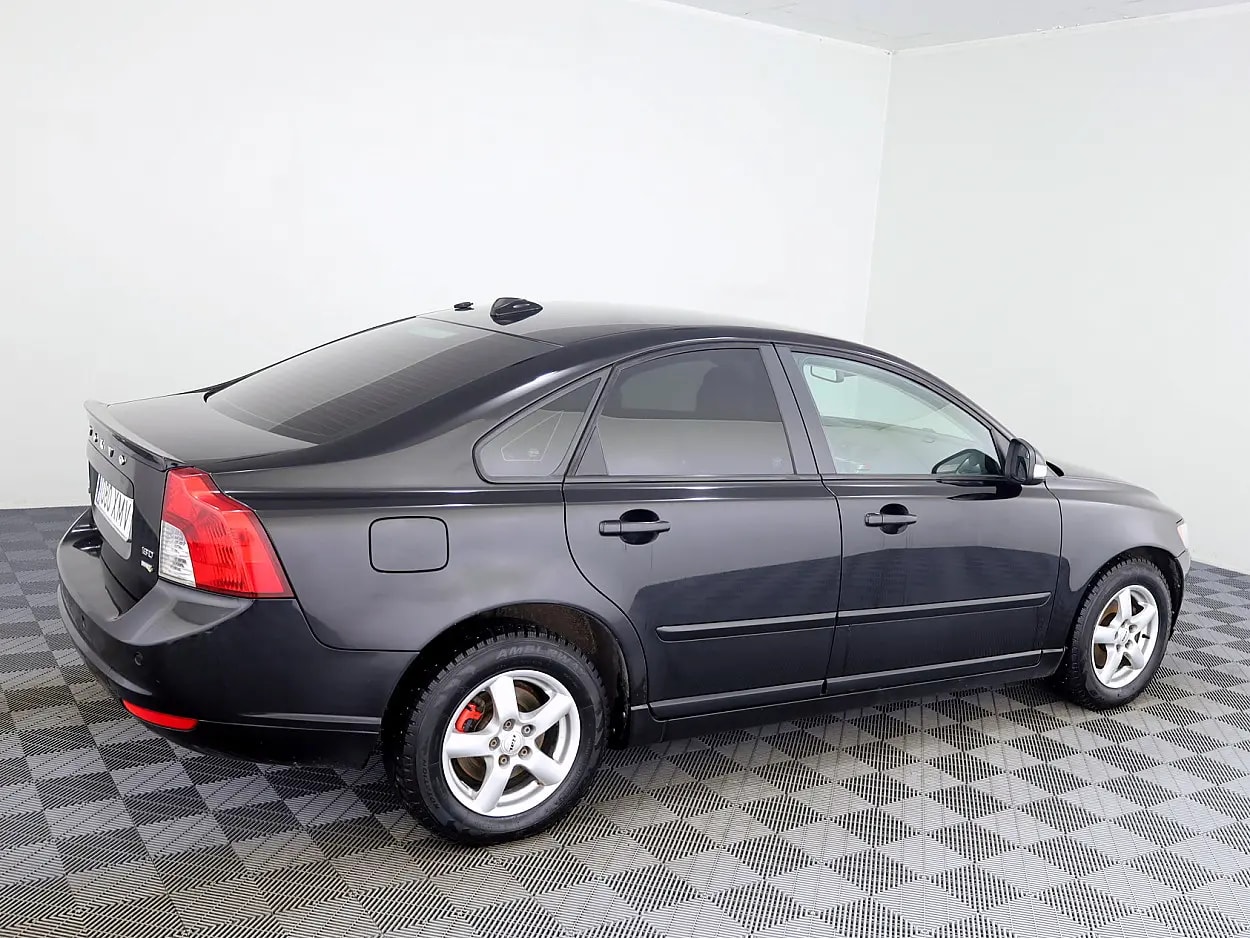 Volvo S40