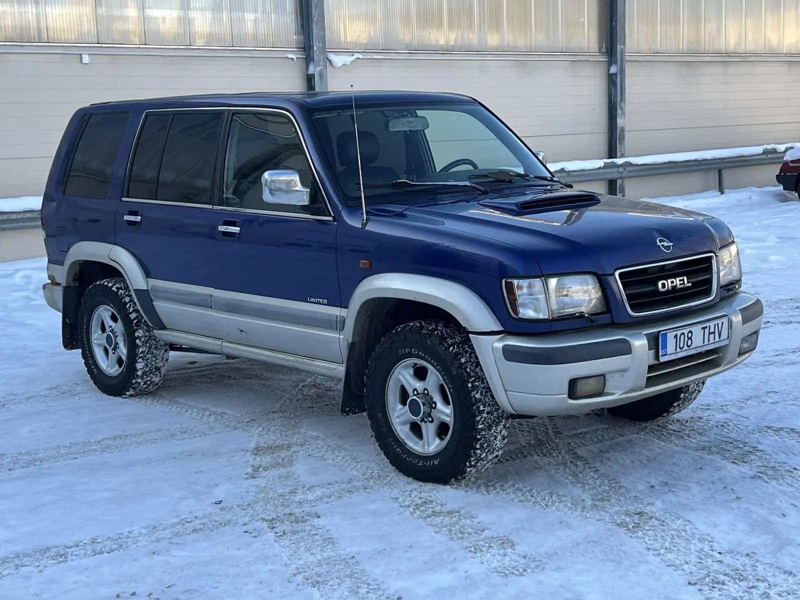 Isuzu Trooper