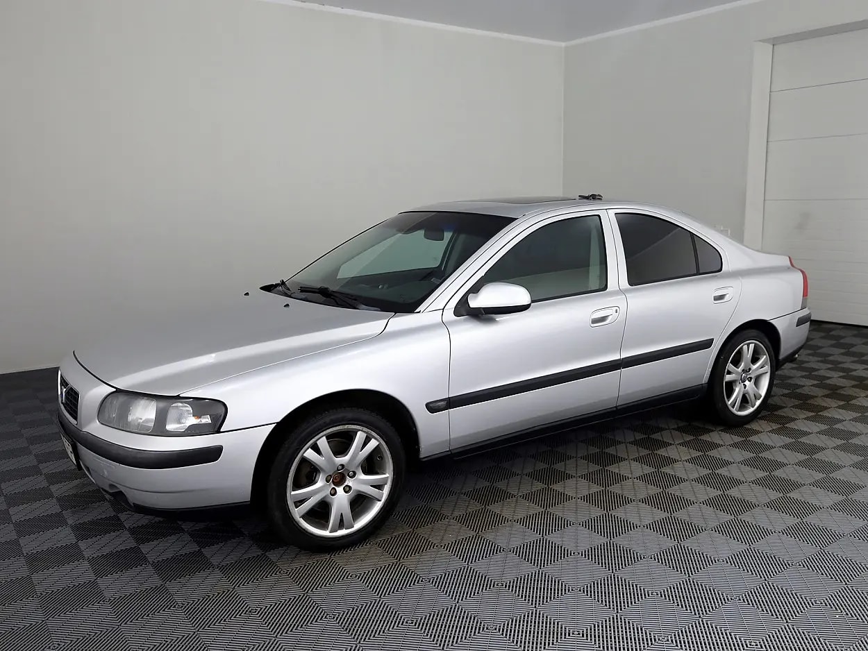 Volvo S60
