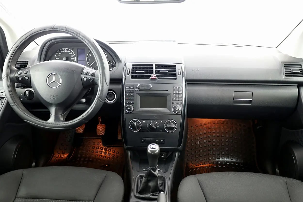 Mercedes-Benz A 160