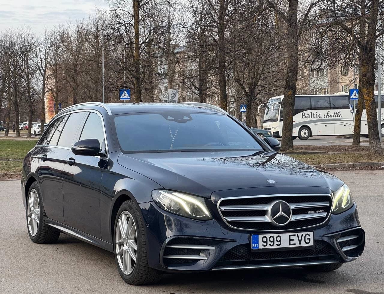 Mercedes-Benz E 220