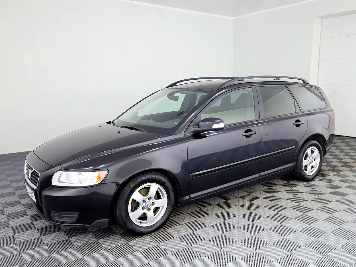 Volvo V50