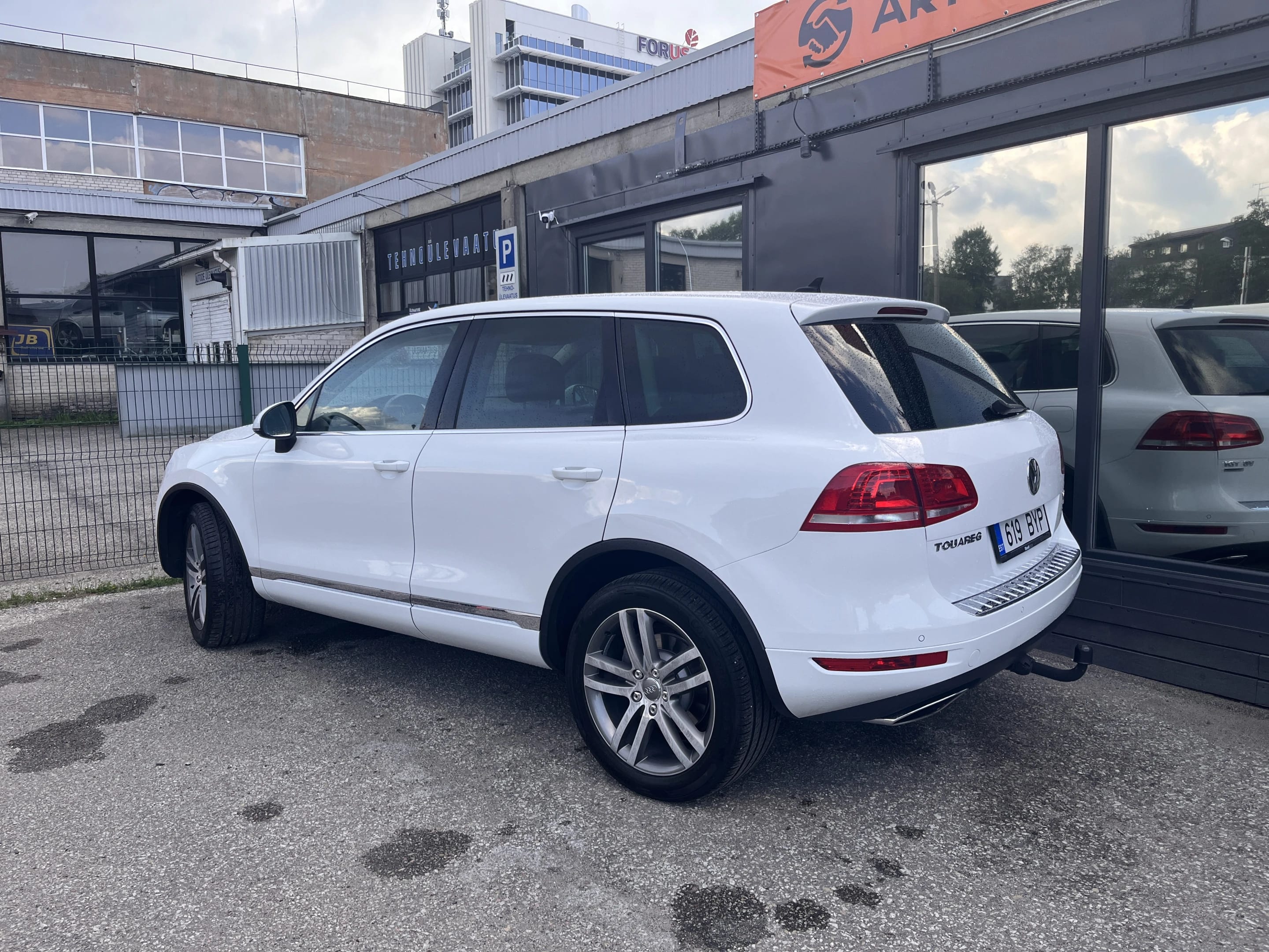 Volkswagen Touareg