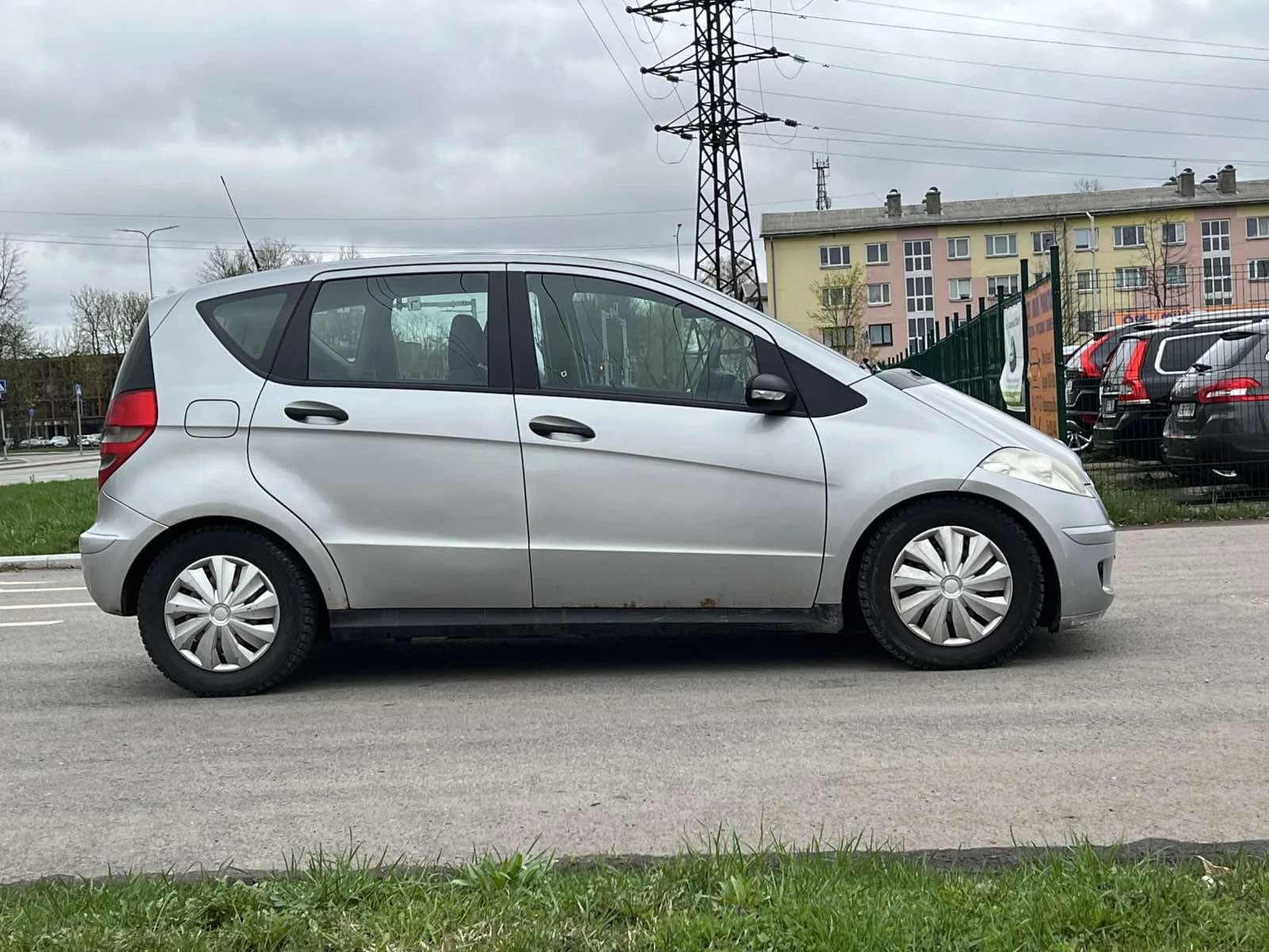Mercedes-Benz A 180
