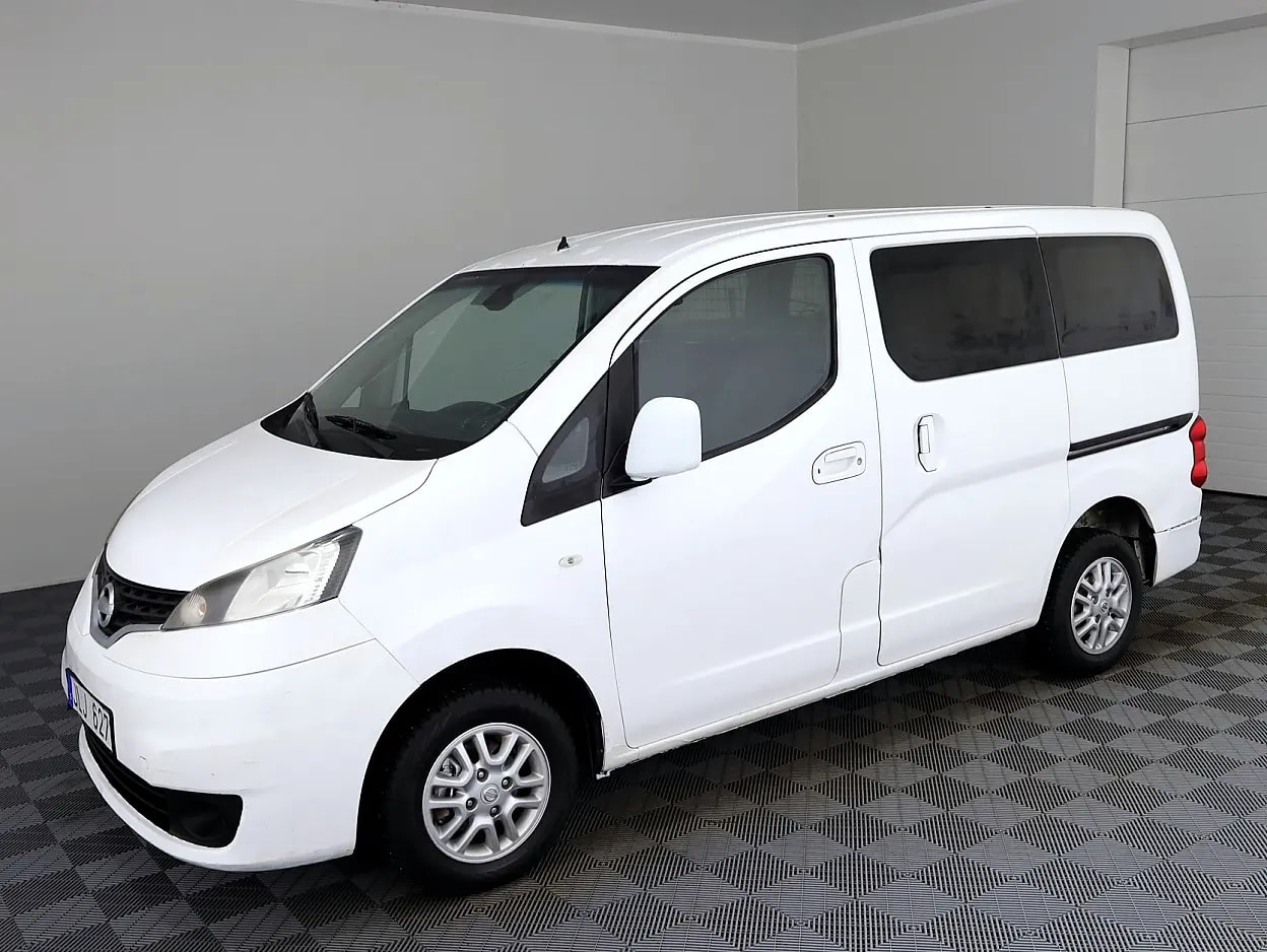 Nissan NV200