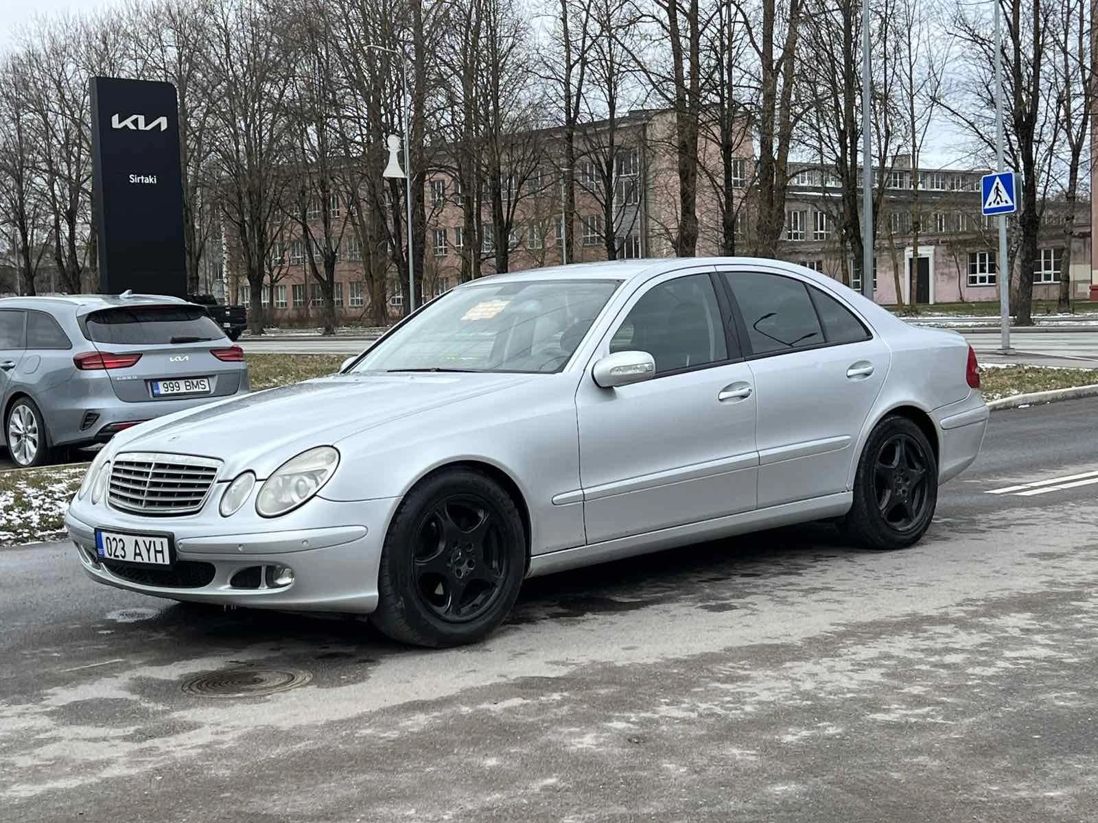 Mercedes-Benz E 200