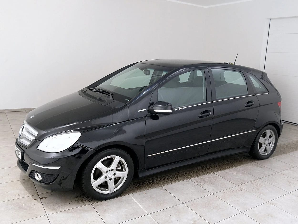 Mercedes-Benz B 170