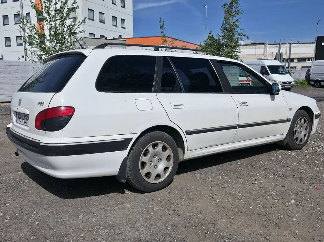 Peugeot 406