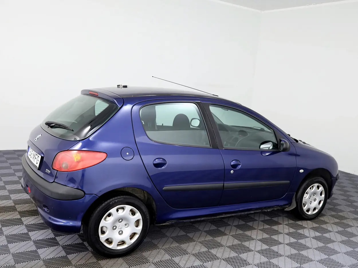 Peugeot 206