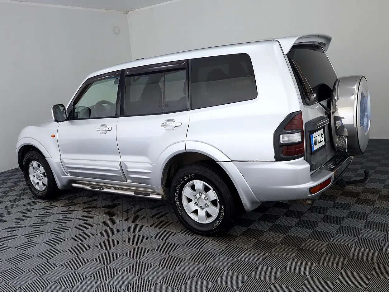 Mitsubishi Pajero