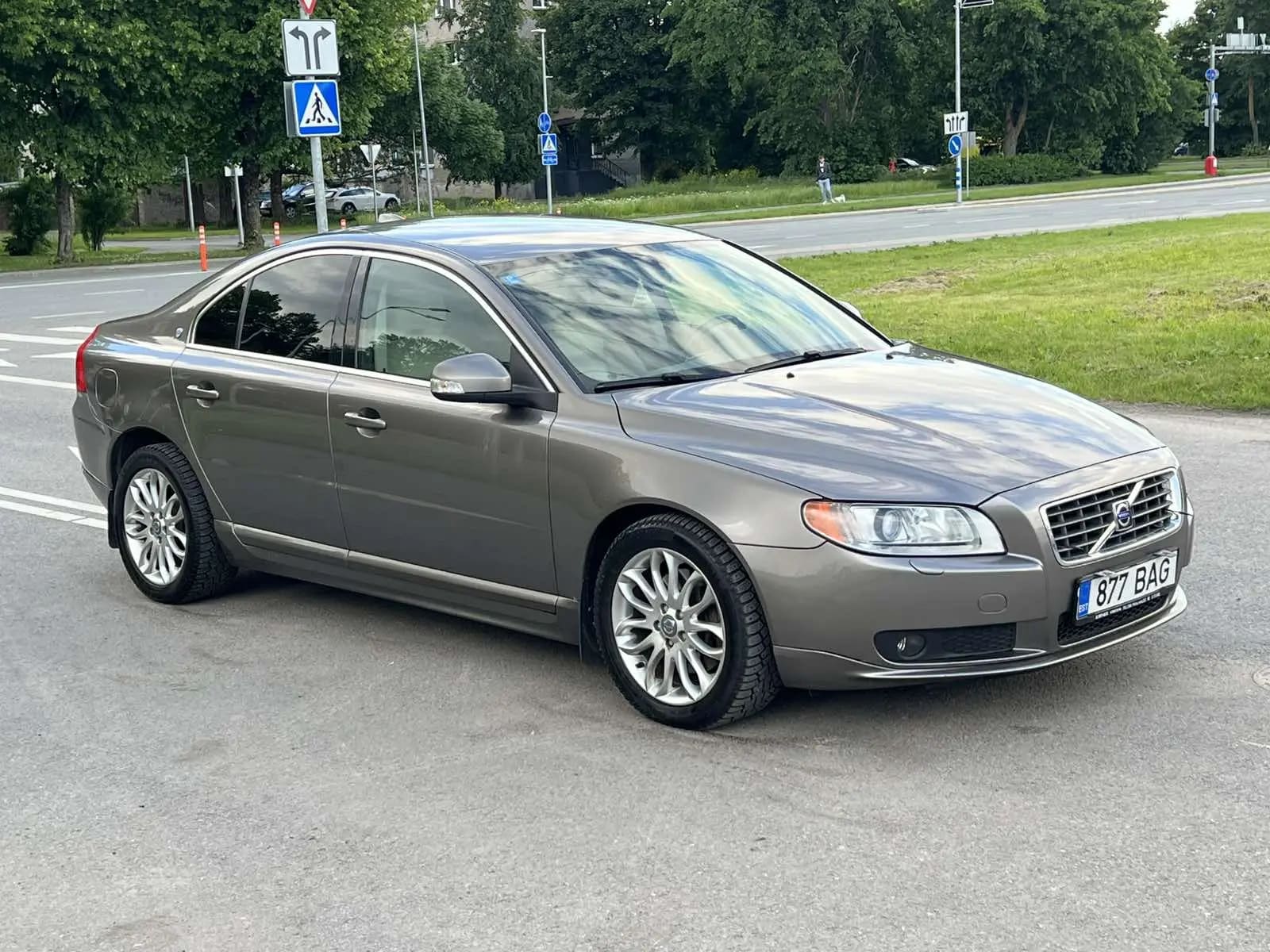 Volvo S80