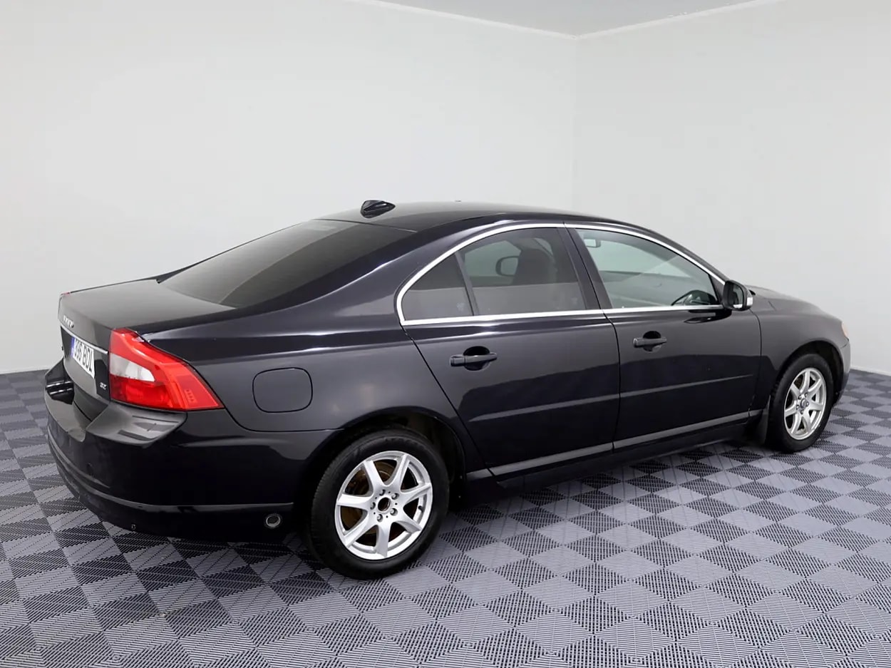 Volvo S80