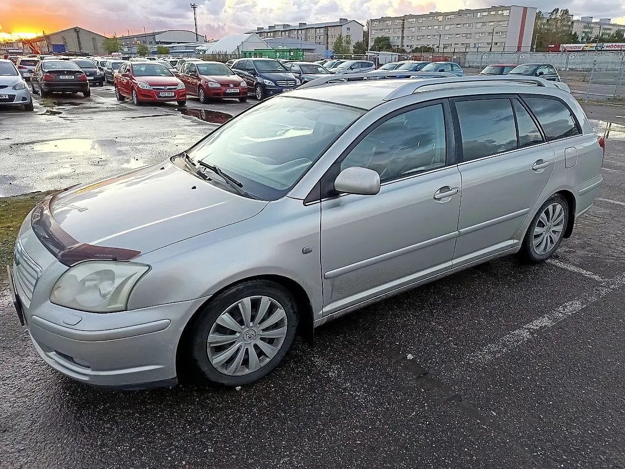 Toyota Avensis