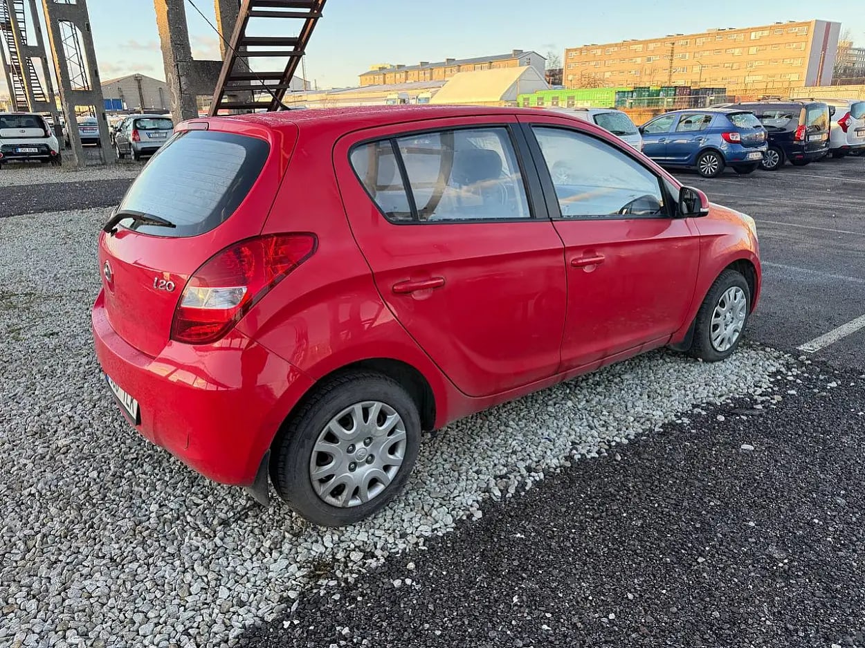 Hyundai i20