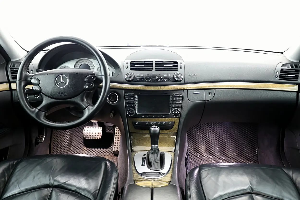 Mercedes-Benz E 280