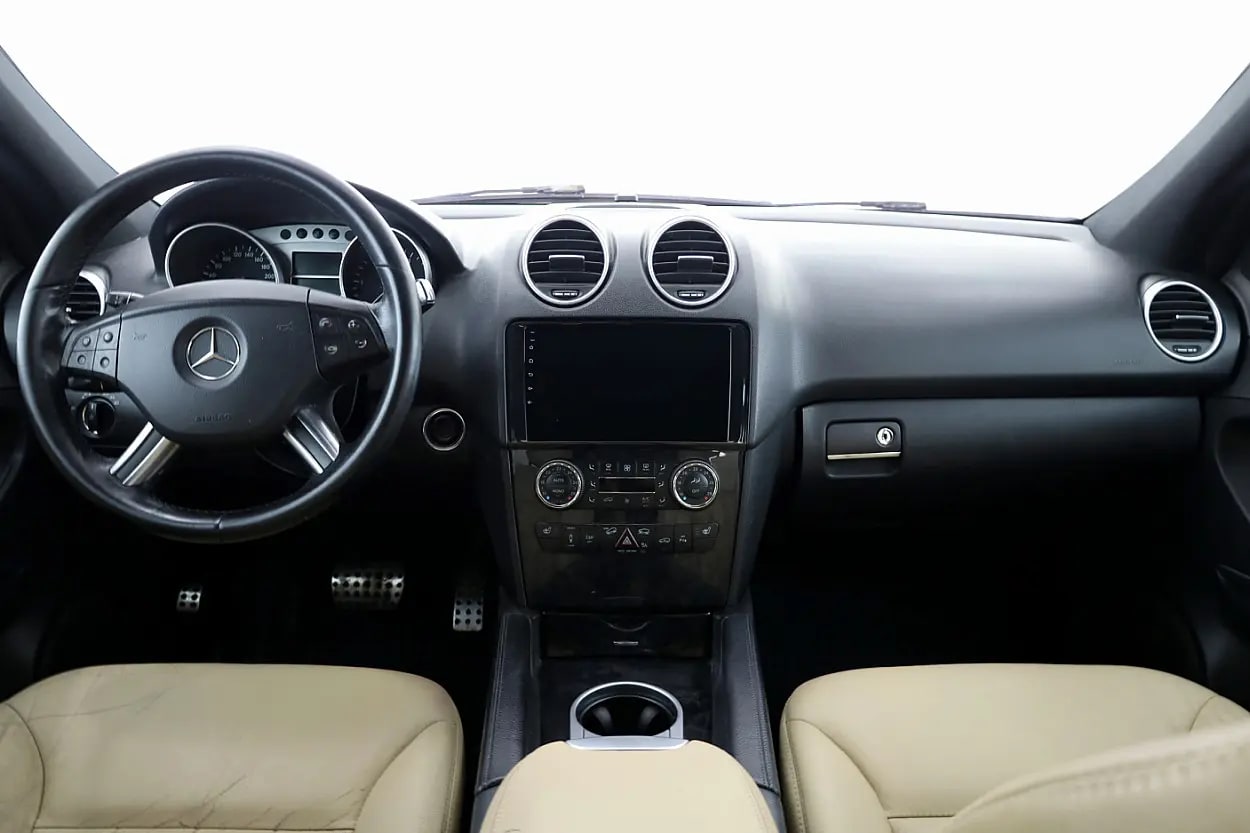 Mercedes-Benz ML 320
