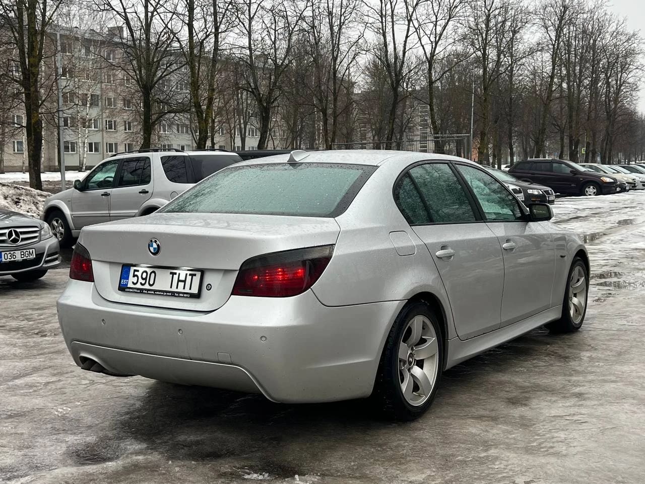 BMW 530