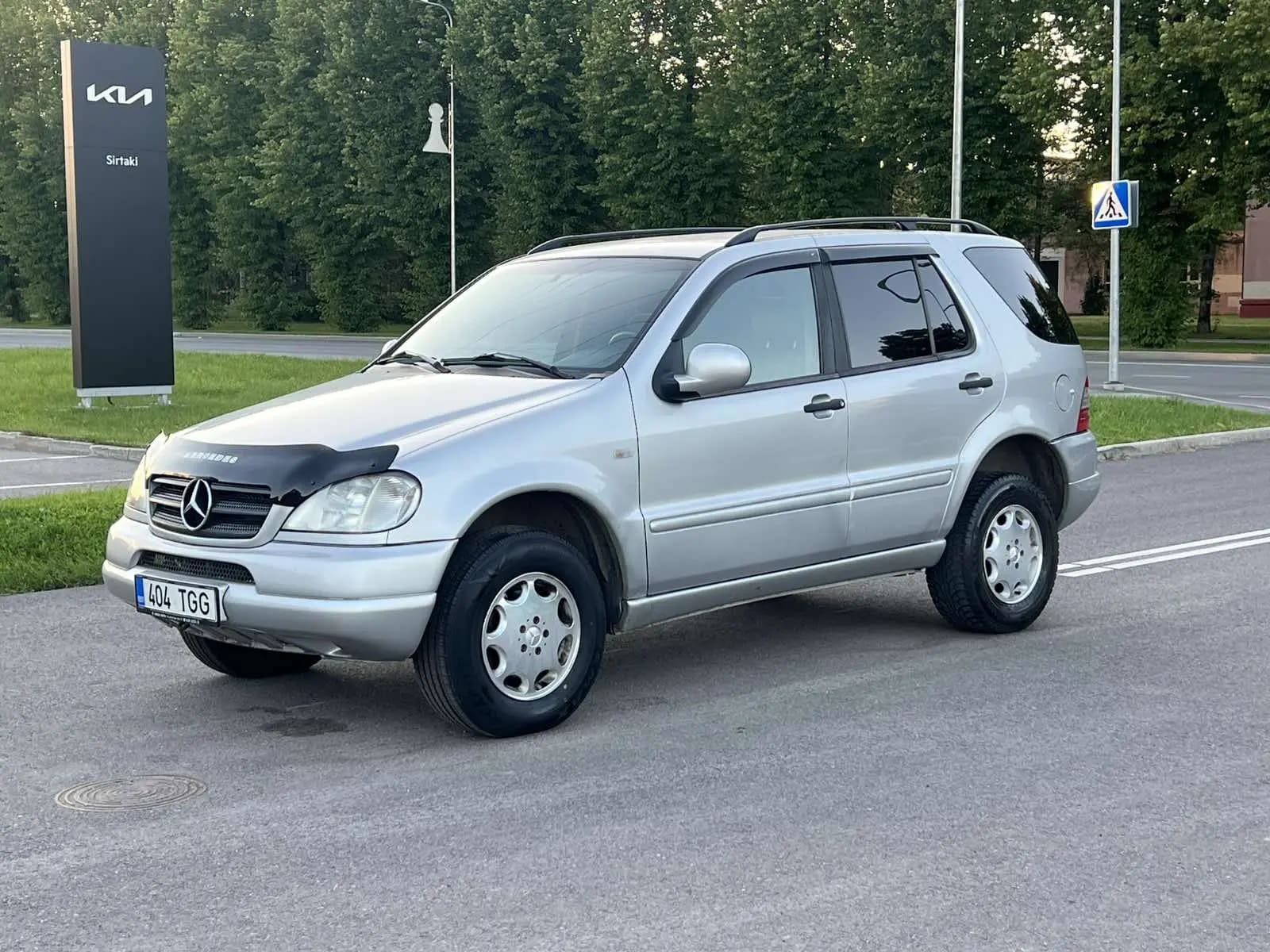 Mercedes-Benz ML 320