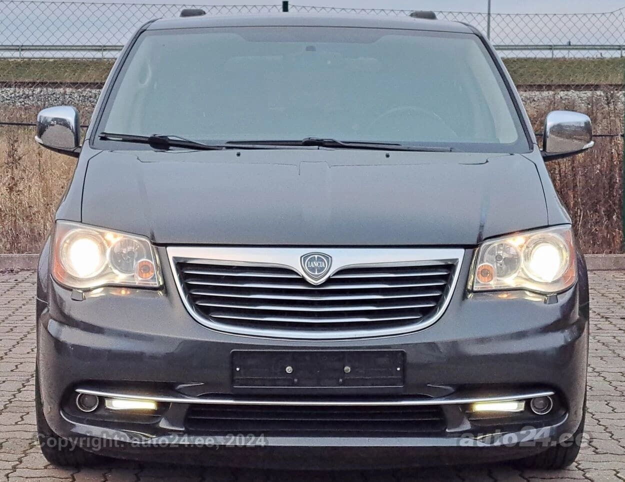 Lancia Voyager