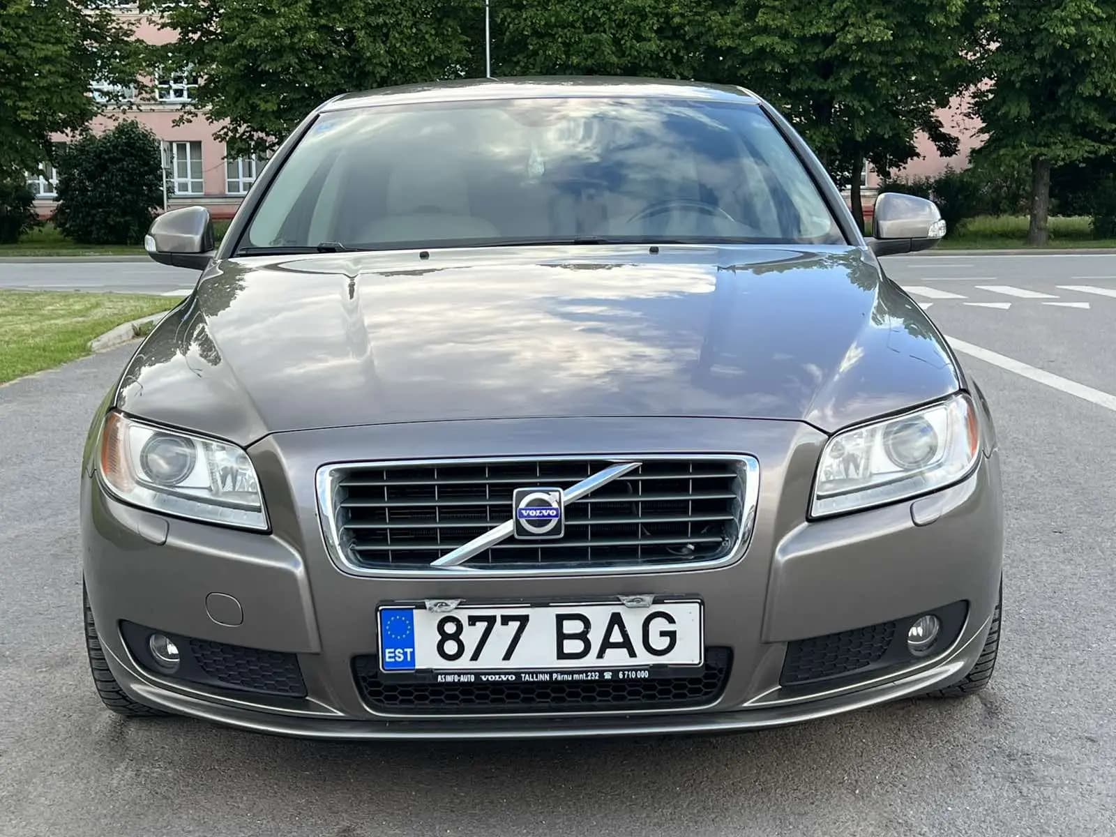 Volvo S80