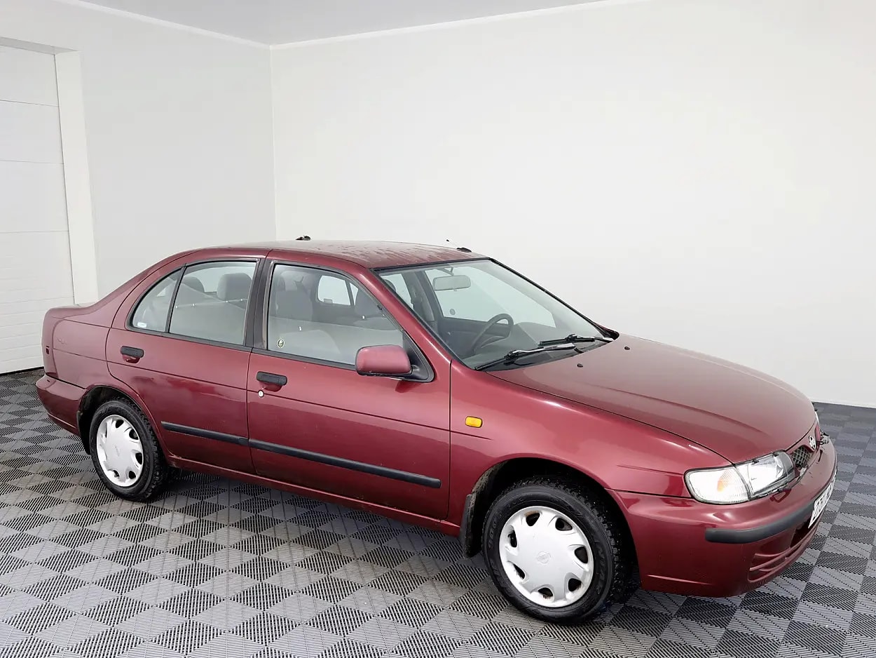Nissan Almera