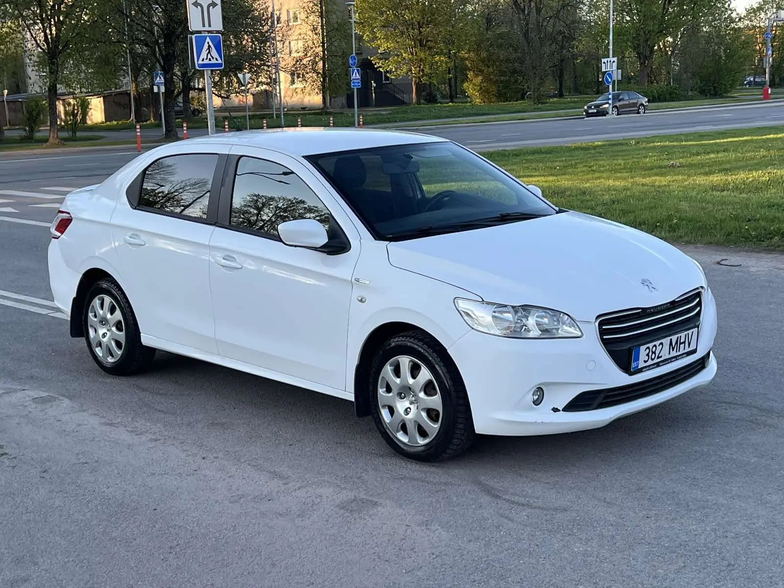 Peugeot 301