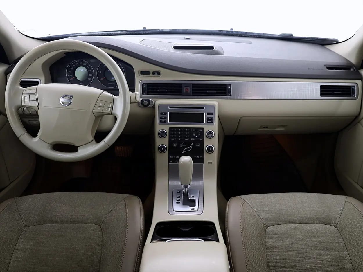 Volvo XC70