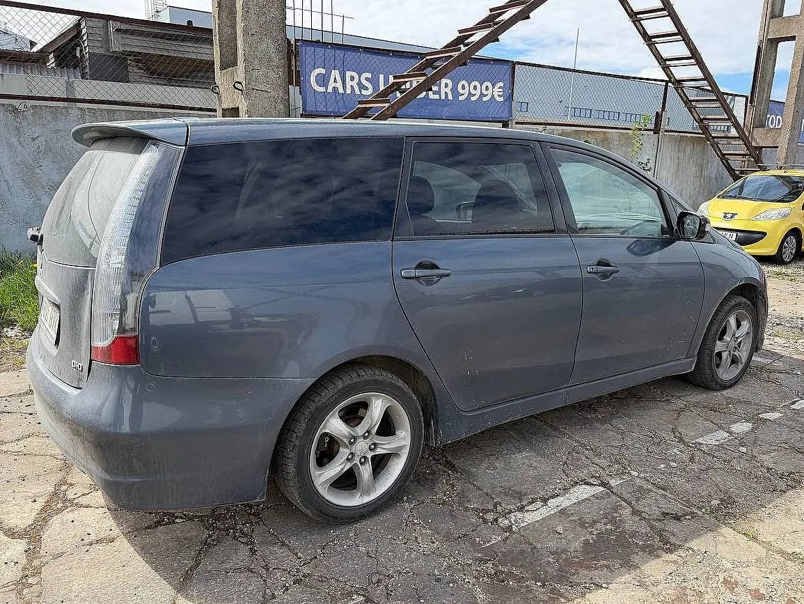 Mitsubishi Grandis