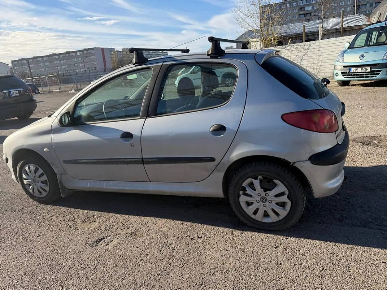 Peugeot 206