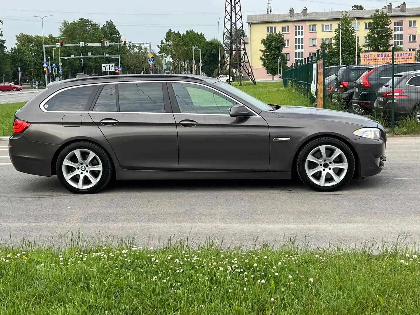 BMW 525