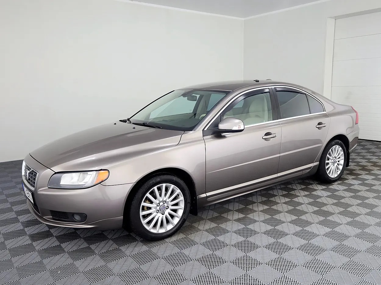 Volvo S80