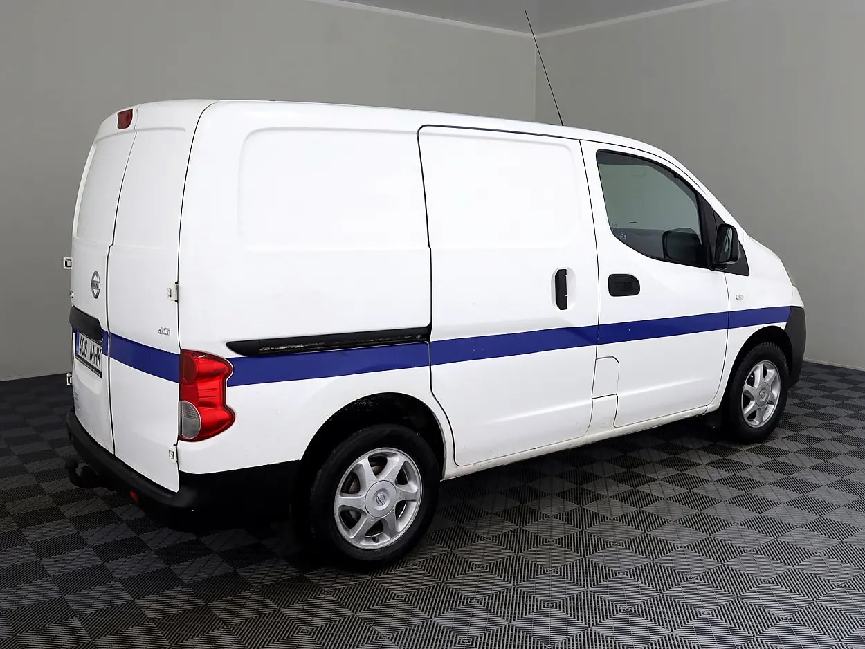 Nissan NV200