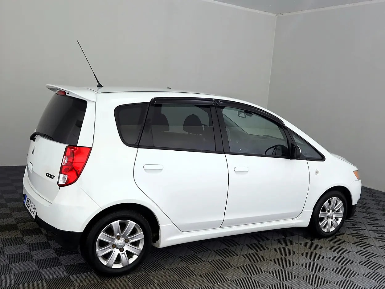Mitsubishi Colt