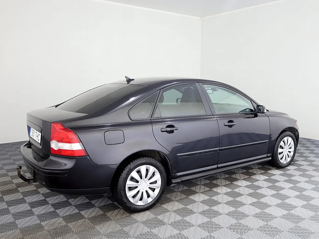 Volvo S40