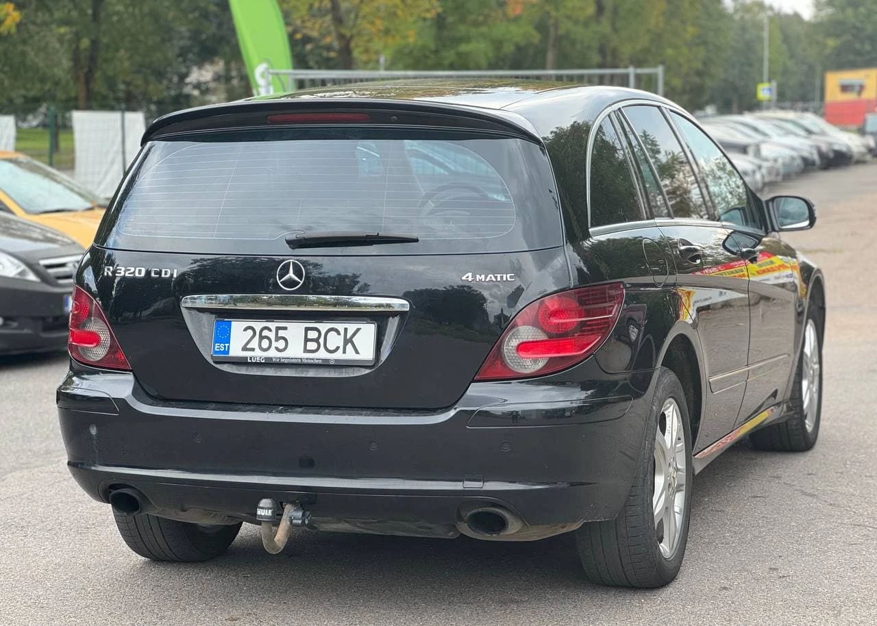 Mercedes-Benz R 320