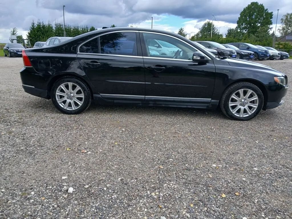 Volvo S80