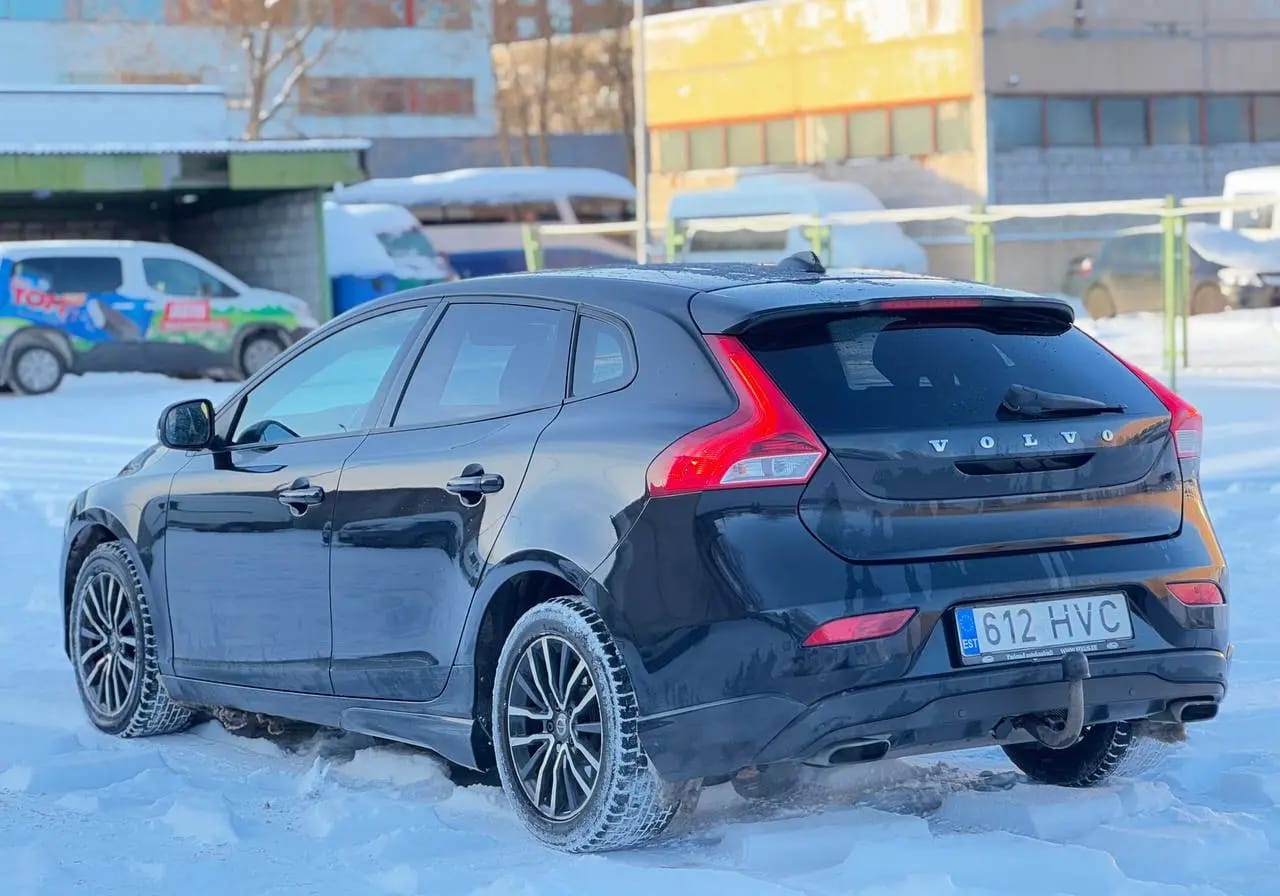 Volvo V40