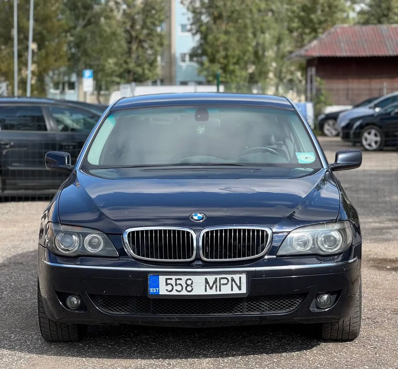 BMW 730