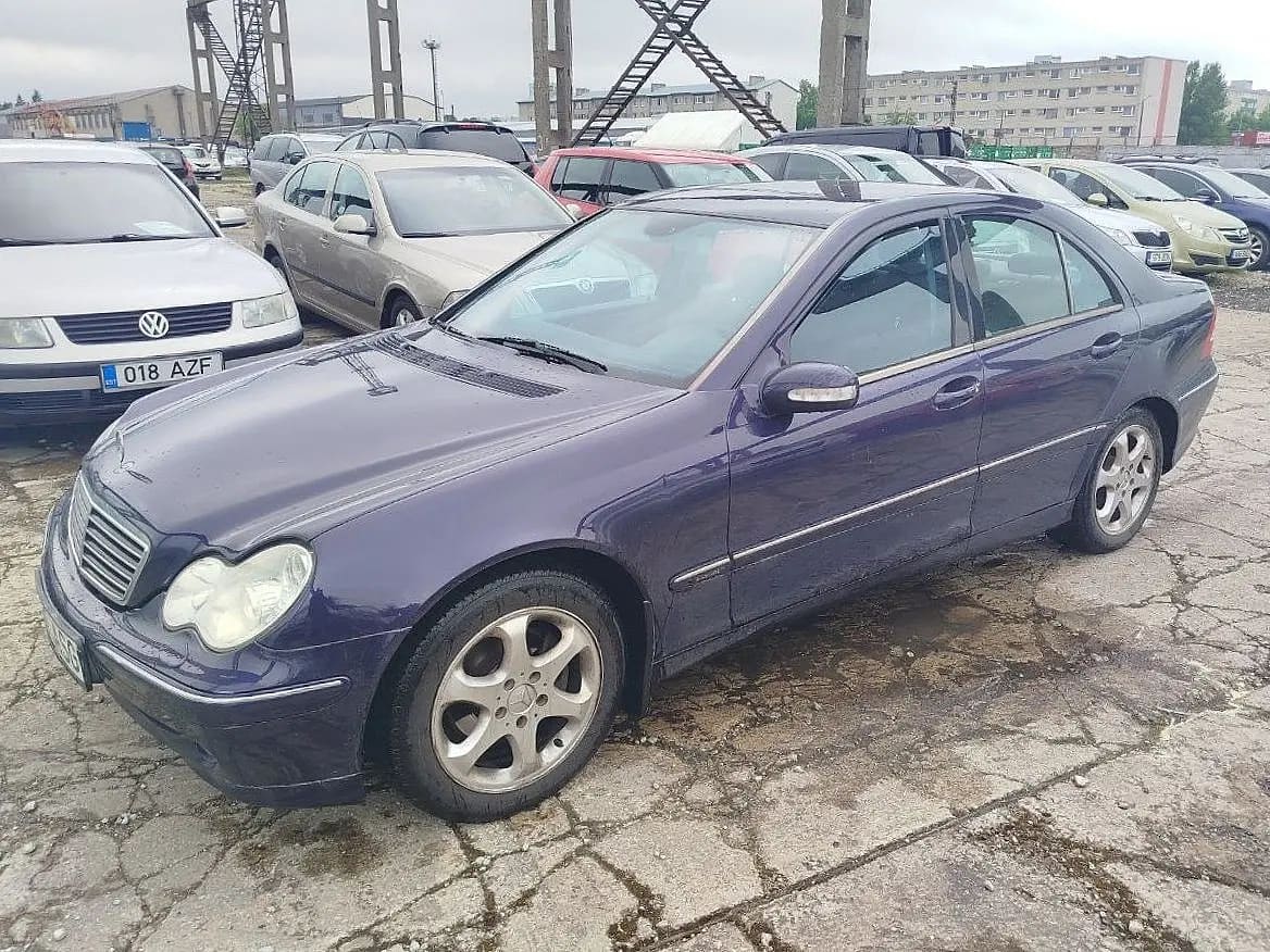 Mercedes-Benz C 200