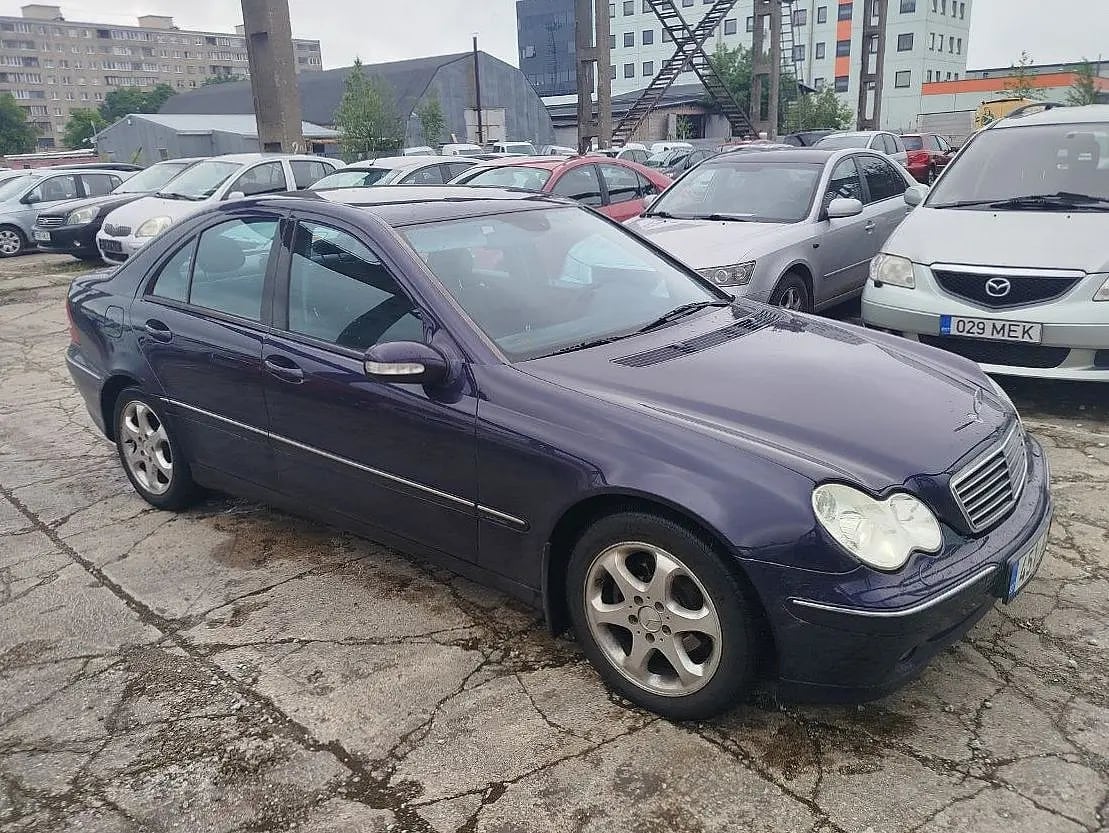 Mercedes-Benz C 200
