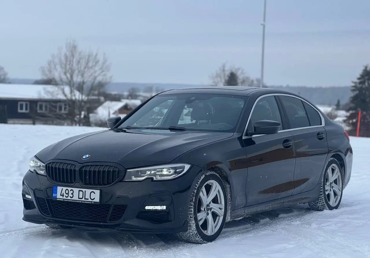 BMW 330