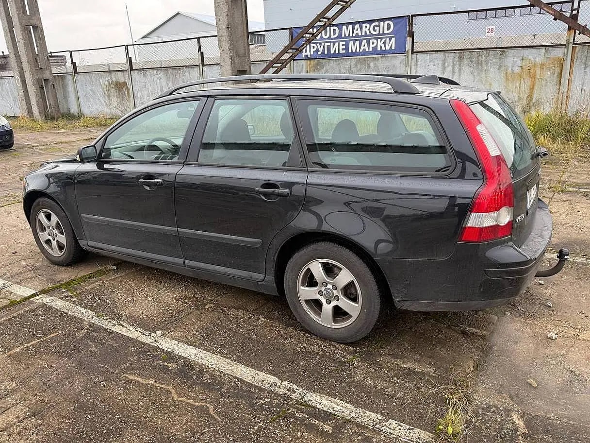 Volvo V50