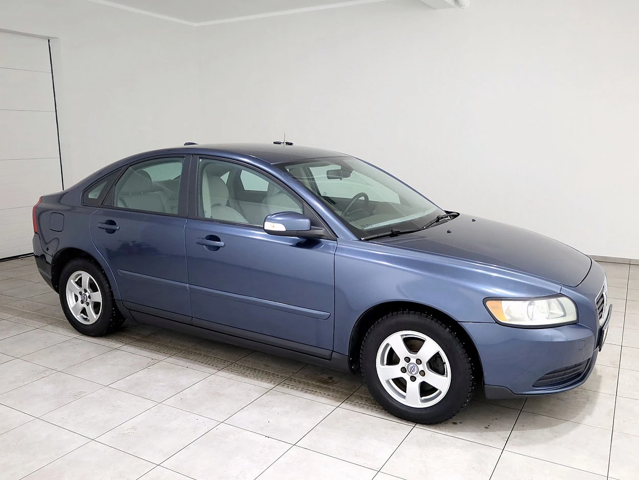 Volvo S40