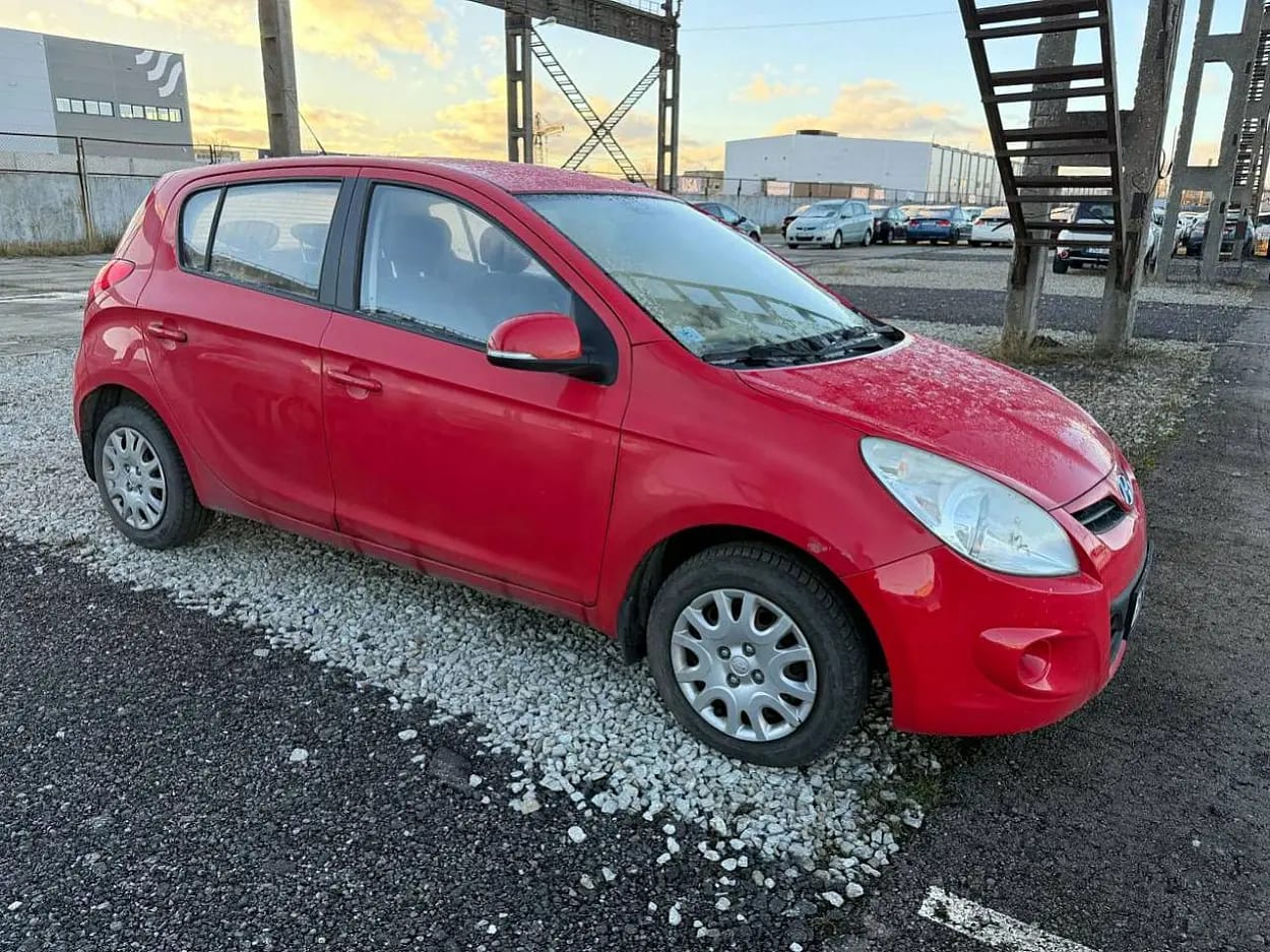 Hyundai i20
