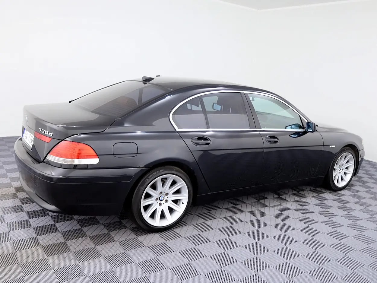 BMW 730