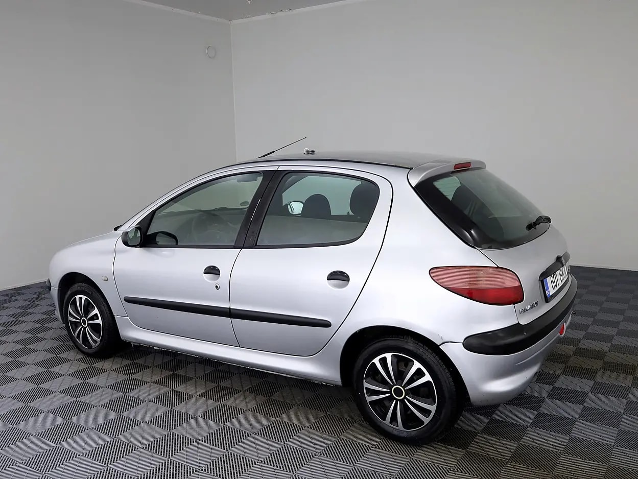 Peugeot 206